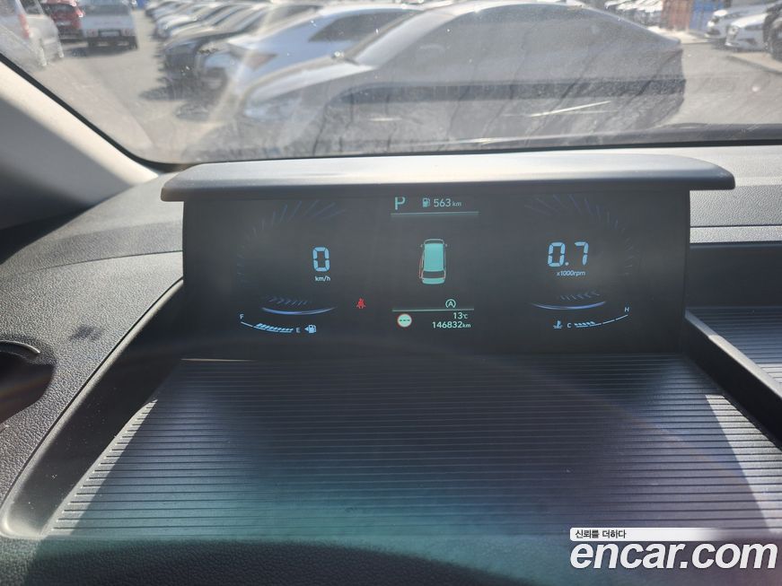 Hyundai Staria 2022