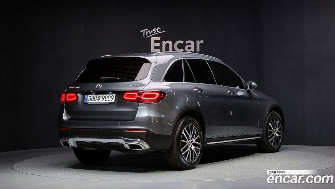 Mercedes-Benz GLC-Class 2022