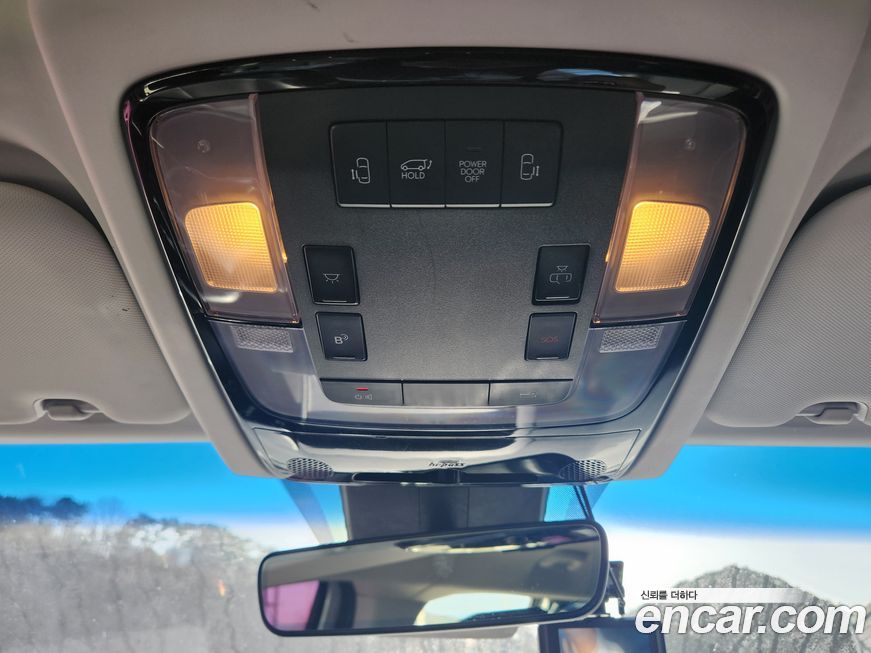 Hyundai Staria 2022