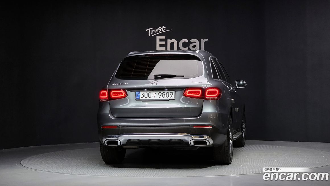 Mercedes-Benz GLC-Class 2022