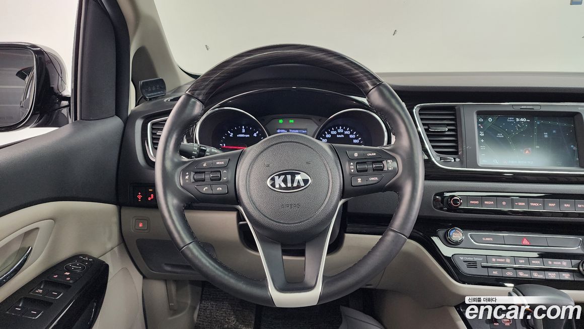 Kia Canival 2019