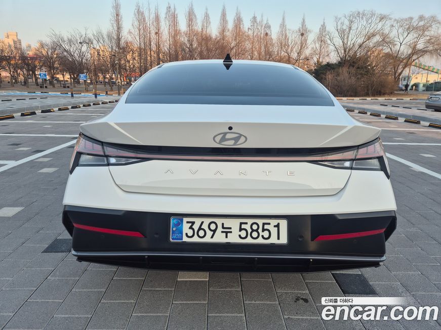 Hyundai AVANTE 2024
