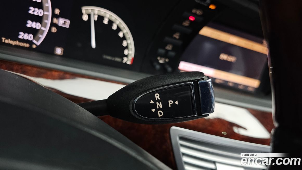 Mercedes-Benz S-Class 2007