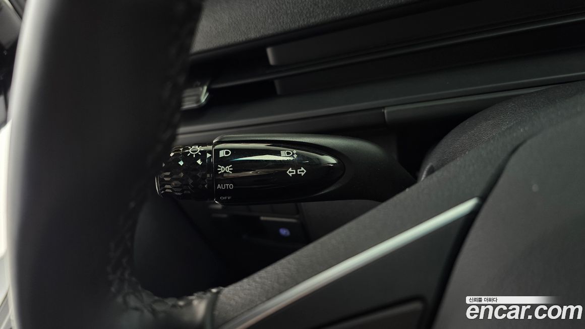 Hyundai Staria 2025
