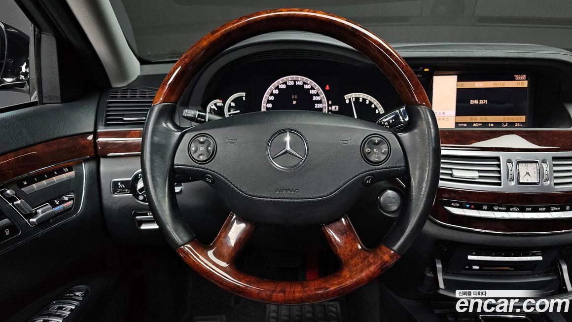 Mercedes-Benz S-Class 2007