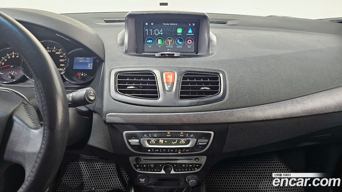 Renault-KoreaSamsung SM3 2010