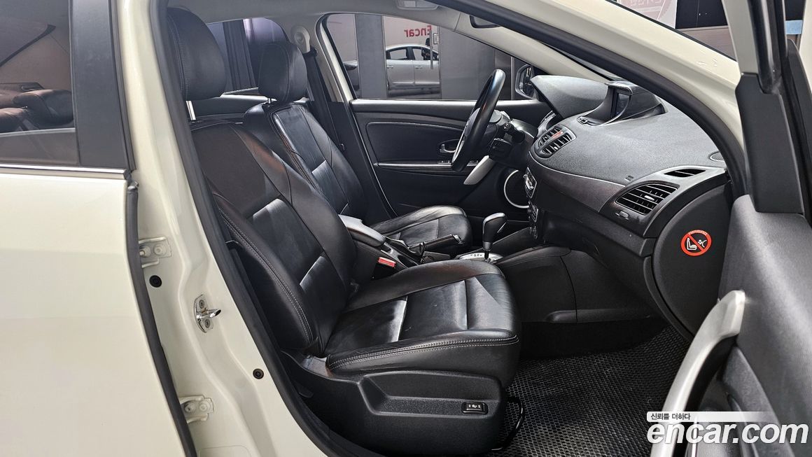 Renault-KoreaSamsung SM3 2010