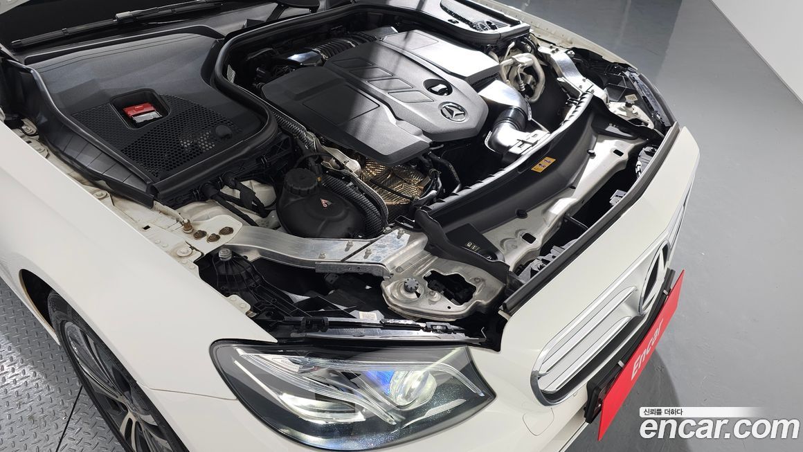 Mercedes-Benz E-Class 2020