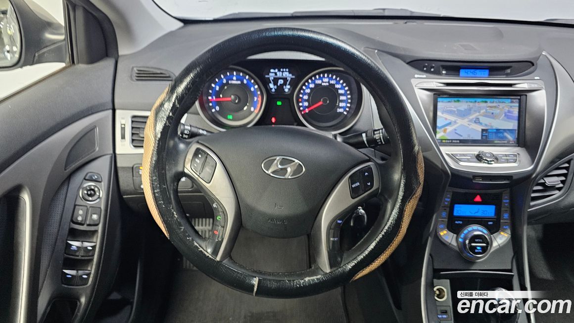 Hyundai AVANTE 2014