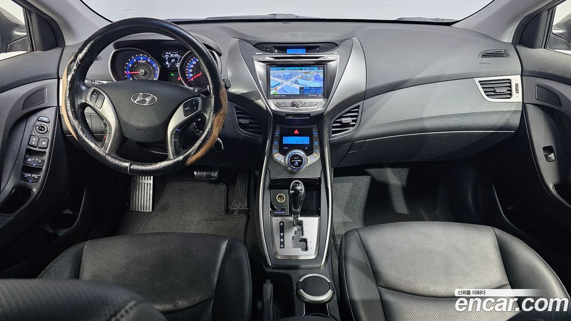 Hyundai AVANTE 2014