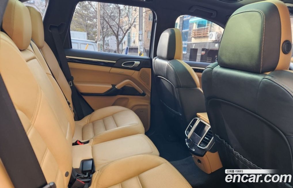 Porsche Cayenne 2015