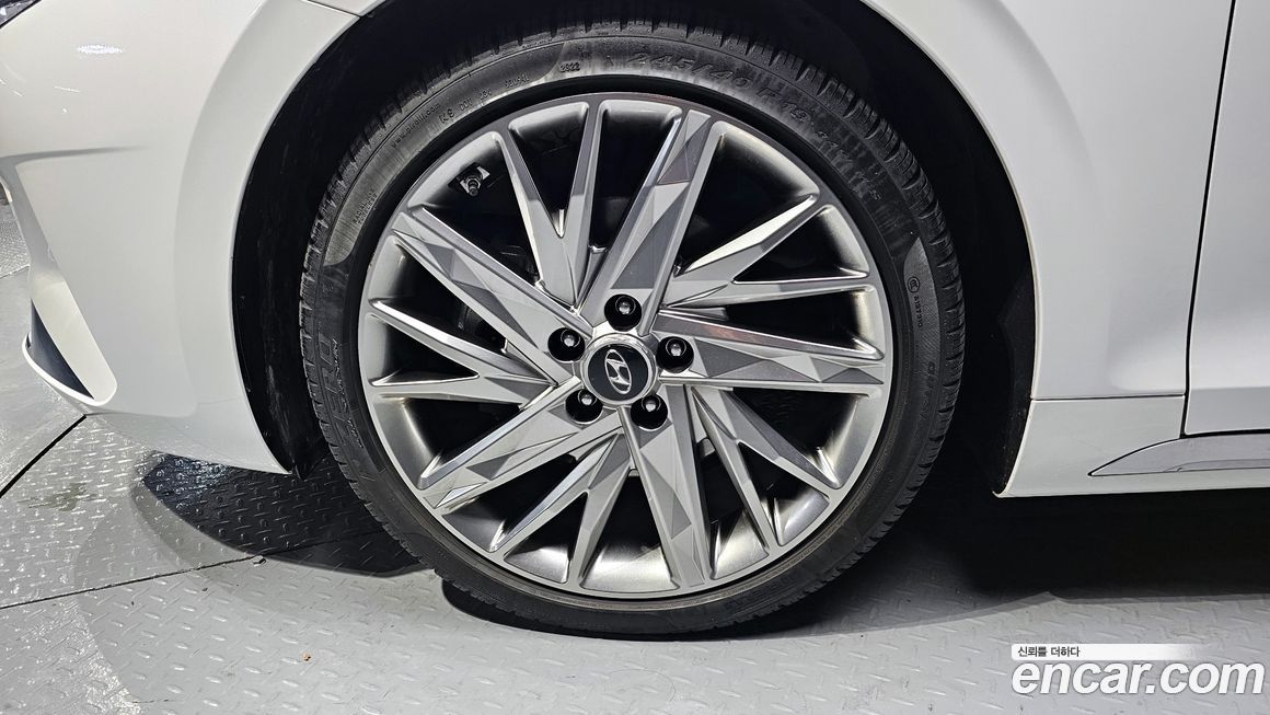 Hyundai Grandeur 2020