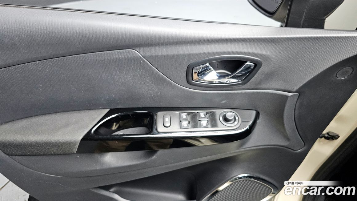 Renault-KoreaSamsung QM3 2015