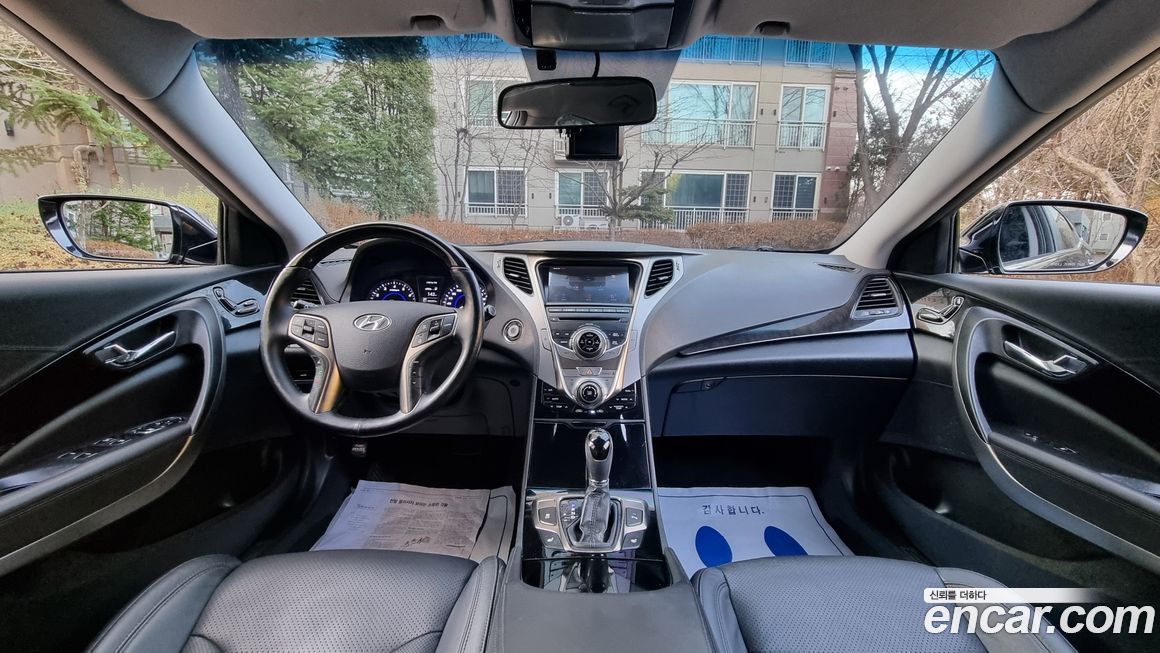 Hyundai Grandeur 2012