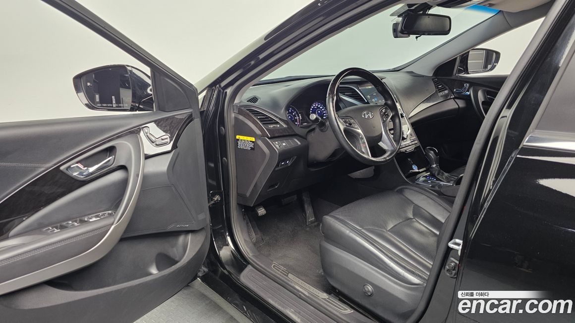 Hyundai Grandeur 2015