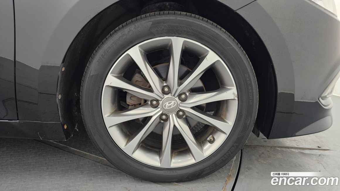 Hyundai Grandeur 2015