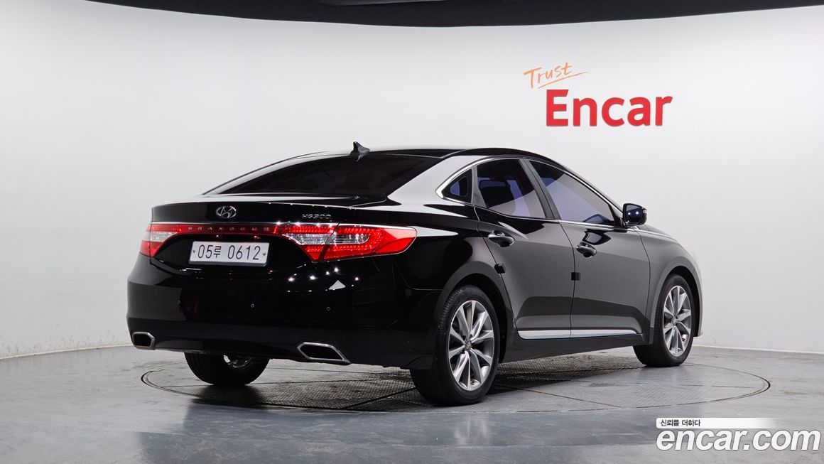 Hyundai Grandeur 2015