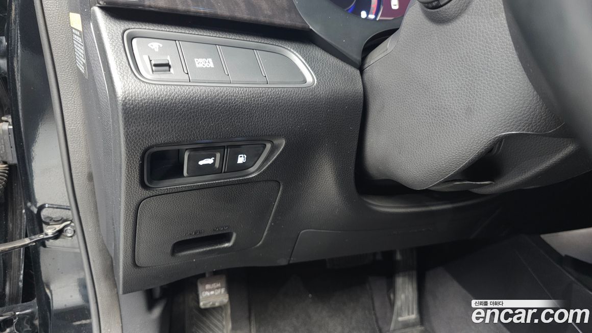 Hyundai Grandeur 2015