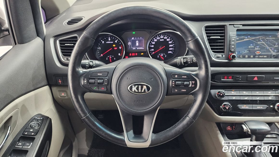 Kia Canival 2017