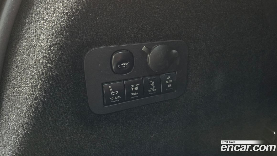 Lincoln MKT 2014