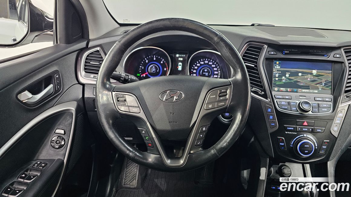 Hyundai Santafe 2015