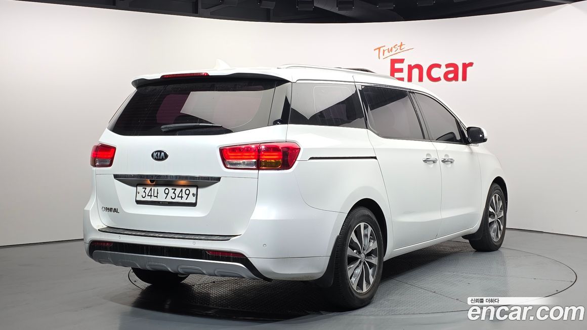 Kia Canival 2017