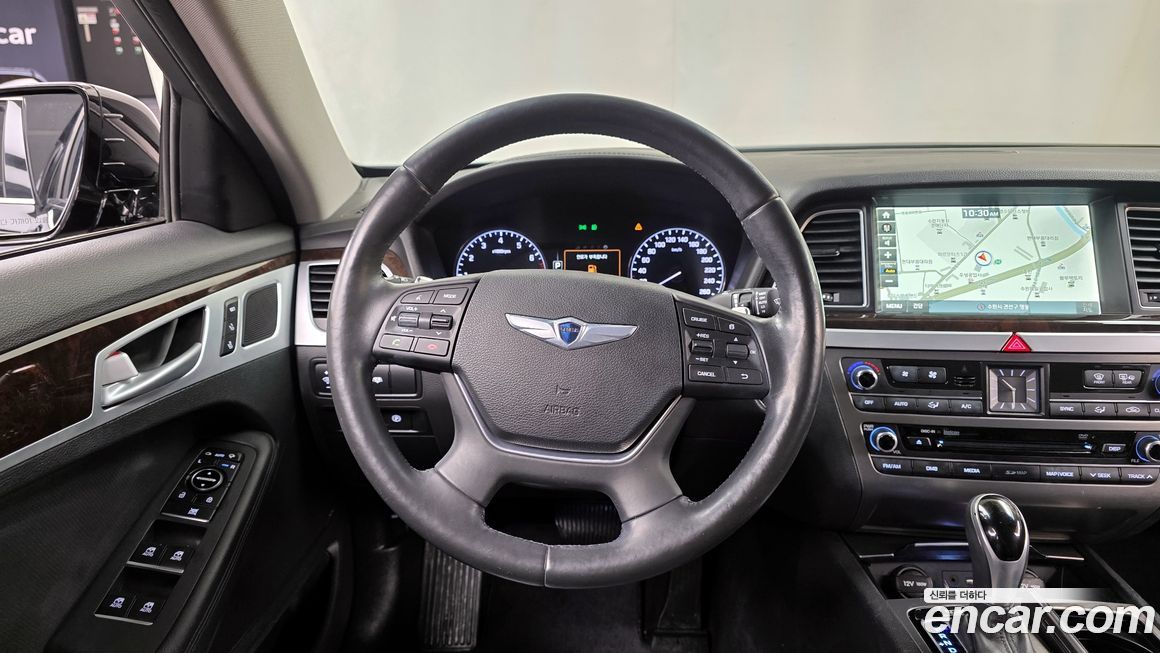 Hyundai Genesis 2014