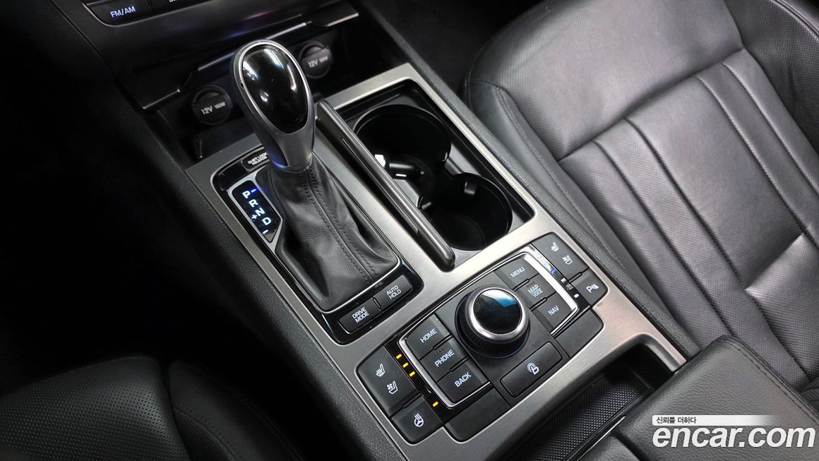 Hyundai Genesis 2014