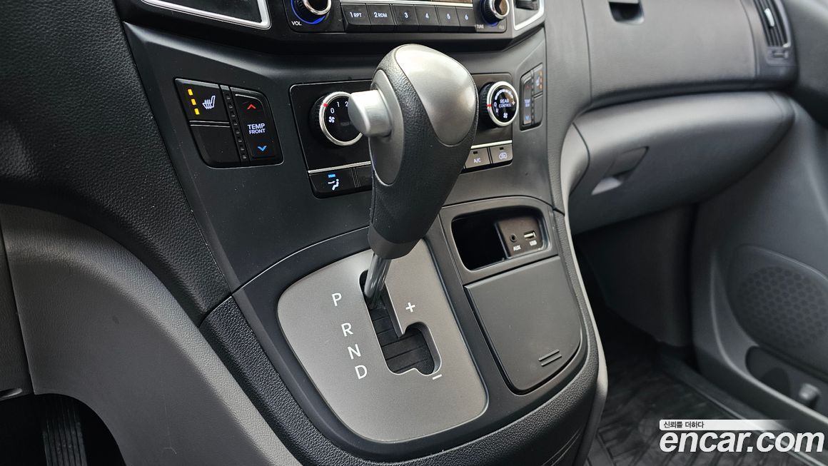 Hyundai Starex 2017