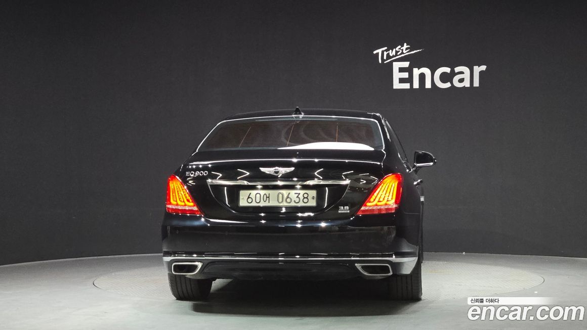 Genesis EQ900 2016