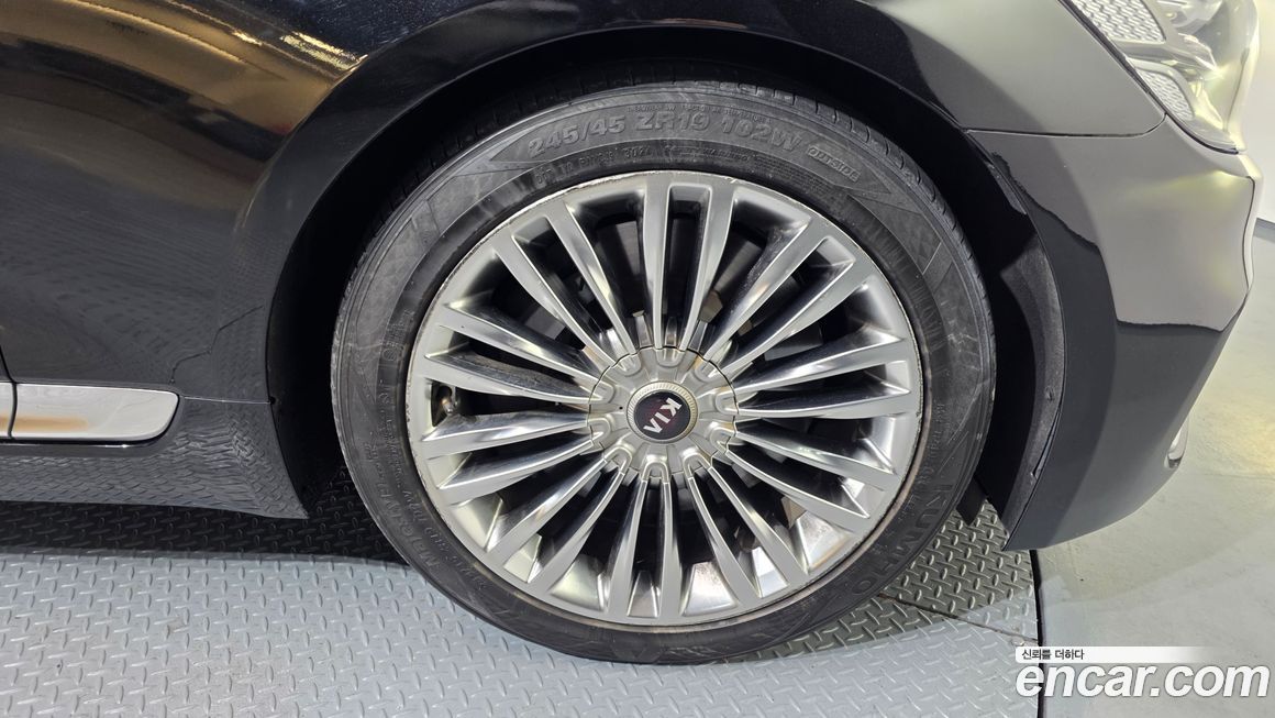 Kia K9 2019