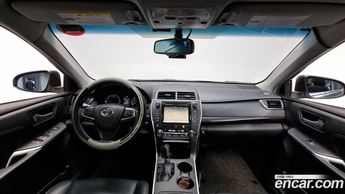 Toyota Camry 2015