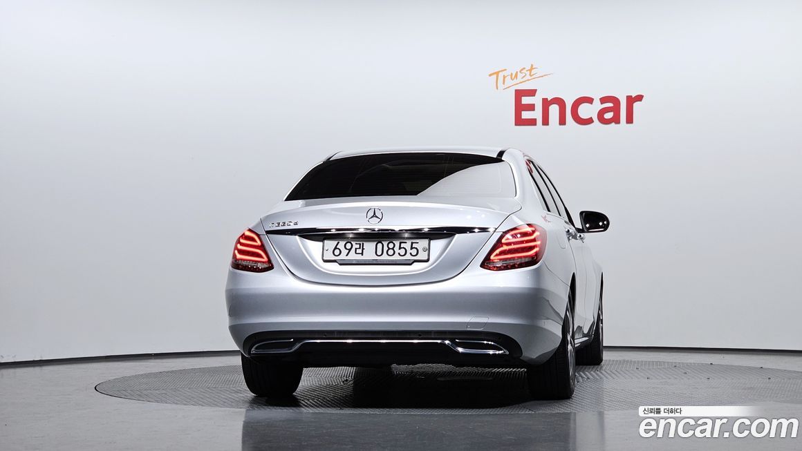 Mercedes-Benz C-Class 2016