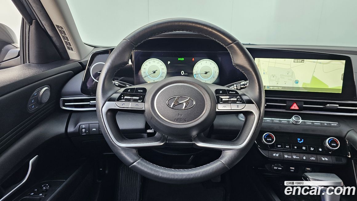 Hyundai AVANTE 2022