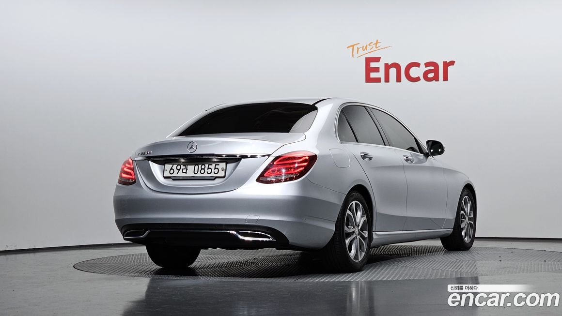 Mercedes-Benz C-Class 2016
