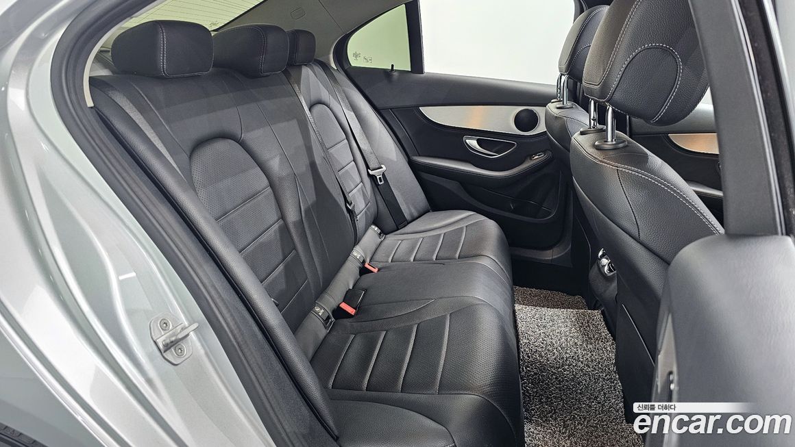 Mercedes-Benz C-Class 2016