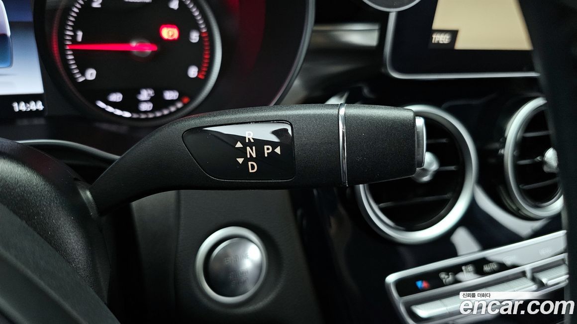 Mercedes-Benz C-Class 2016