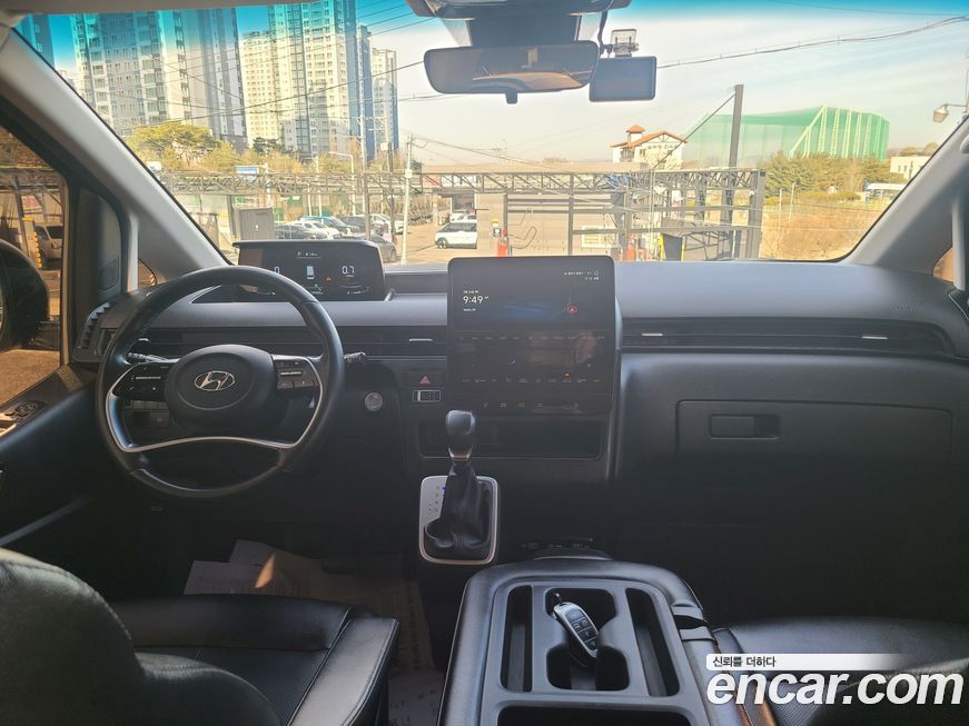Hyundai Staria 2022