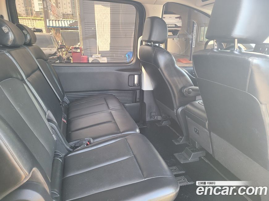 Hyundai Staria 2022