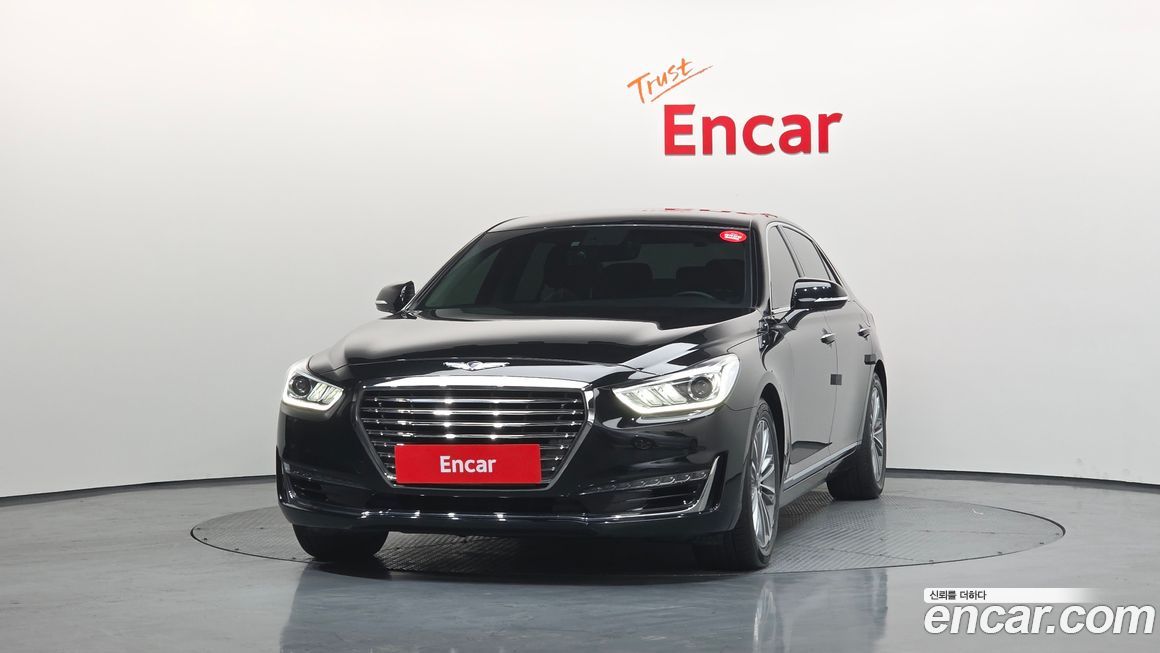 Genesis EQ900 2017
