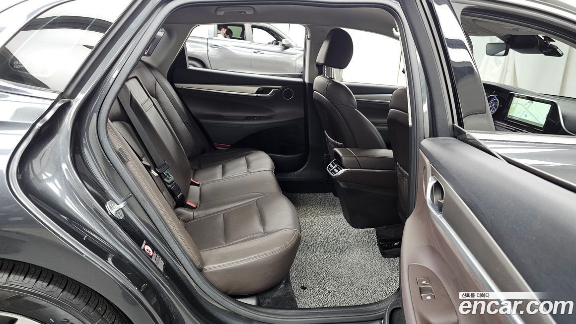 Hyundai Grandeur 2021