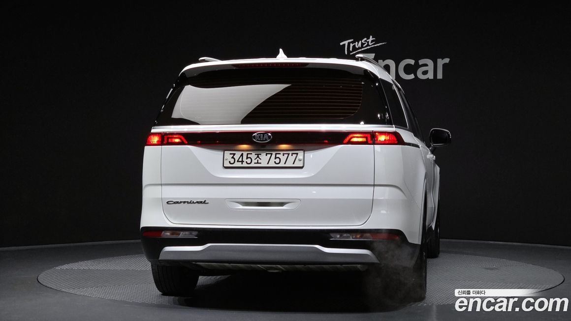 Kia Canival 2021