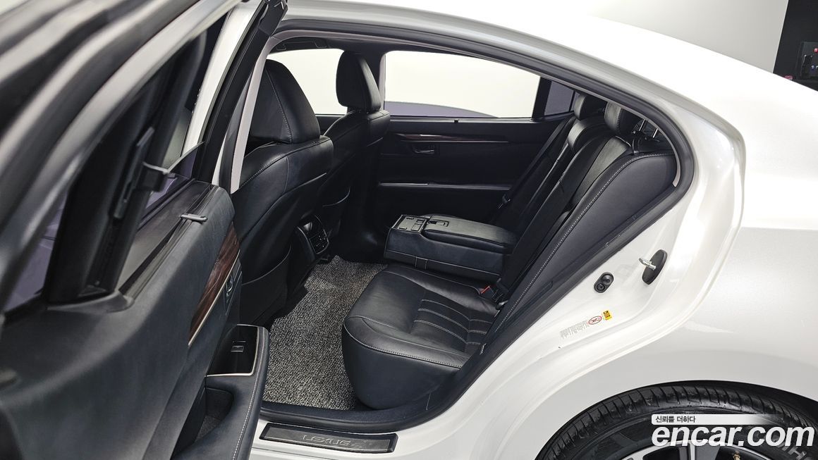 Lexus ES 2016