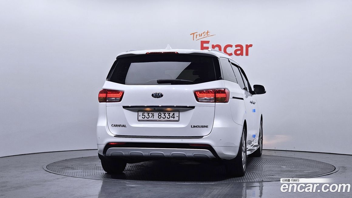 Kia Canival 2018