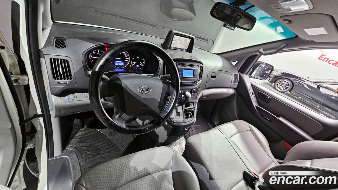 Hyundai Starex 2021
