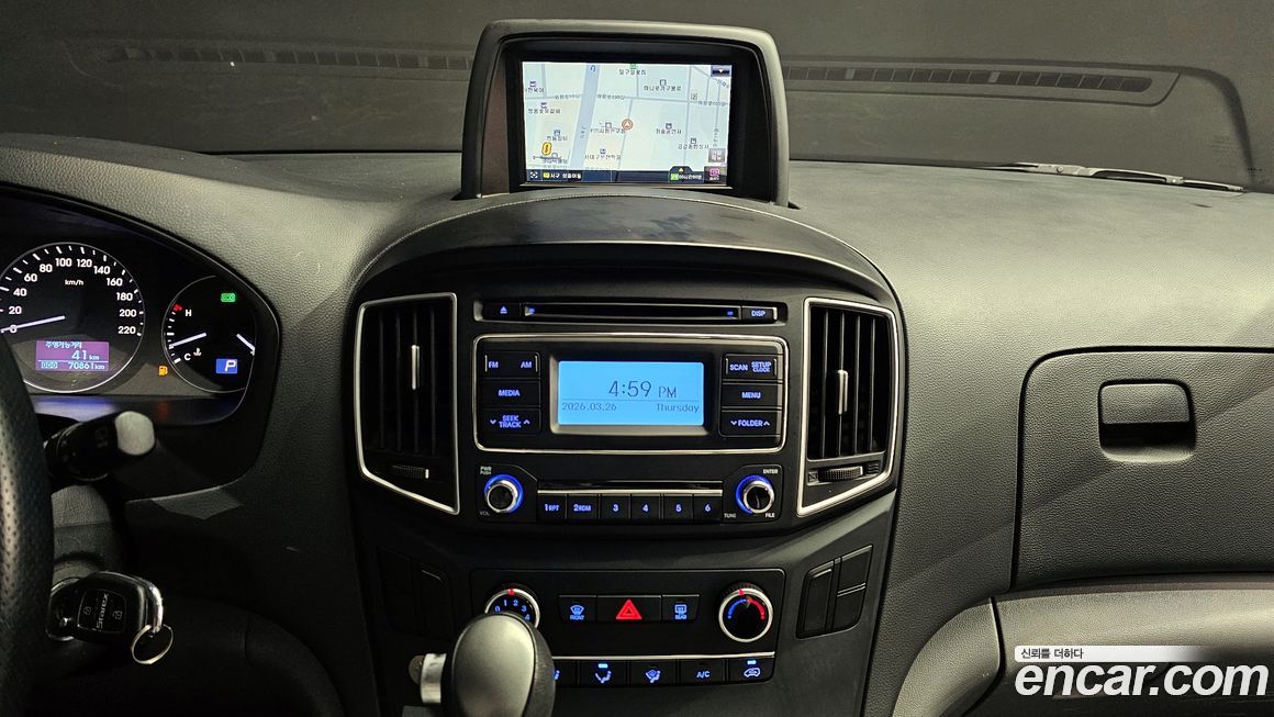 Hyundai Starex 2021