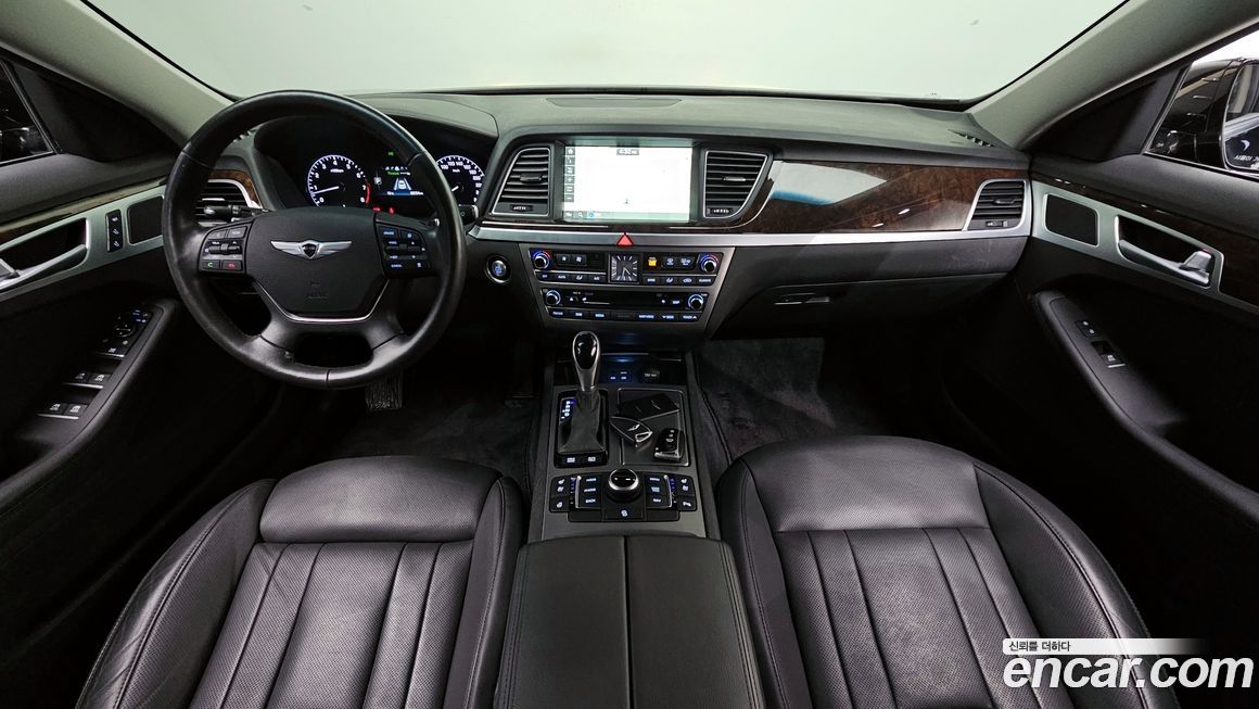 Hyundai Genesis 2016