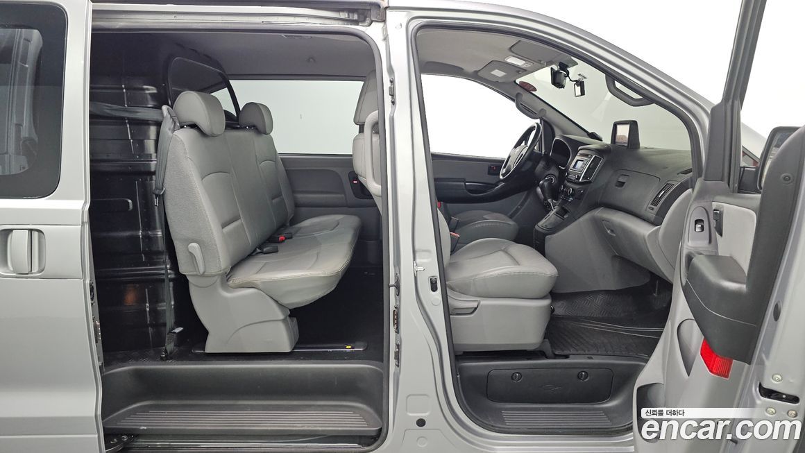 Hyundai Starex 2020