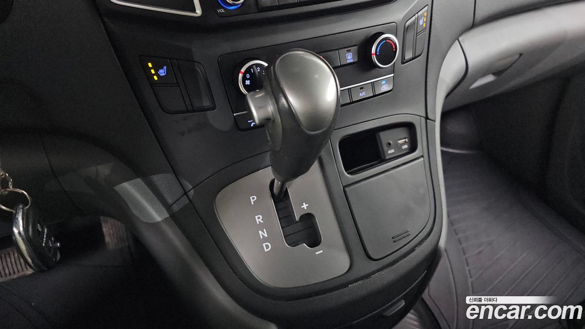 Hyundai Starex 2020