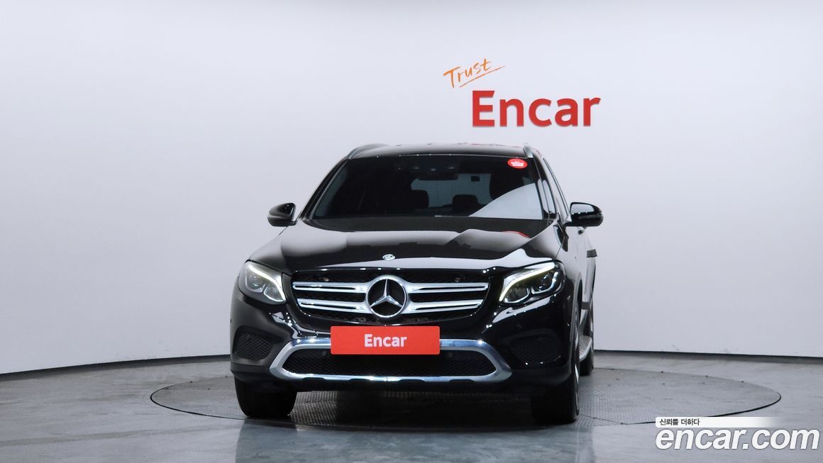 Mercedes-Benz GLC-Class 2019